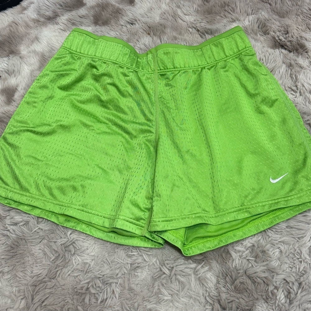 Nike Performance Woman’s Mesh Lime Green Shorts Sz Large